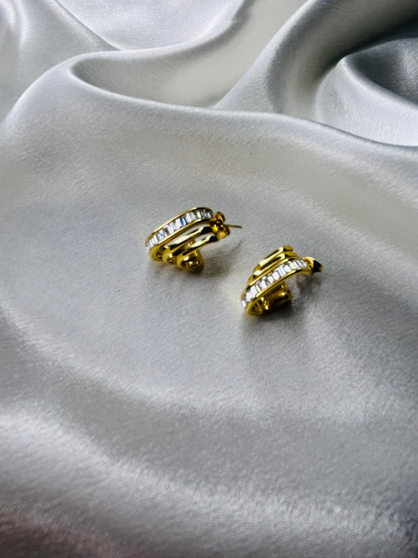 Timeless Gold Elegance Earrings
