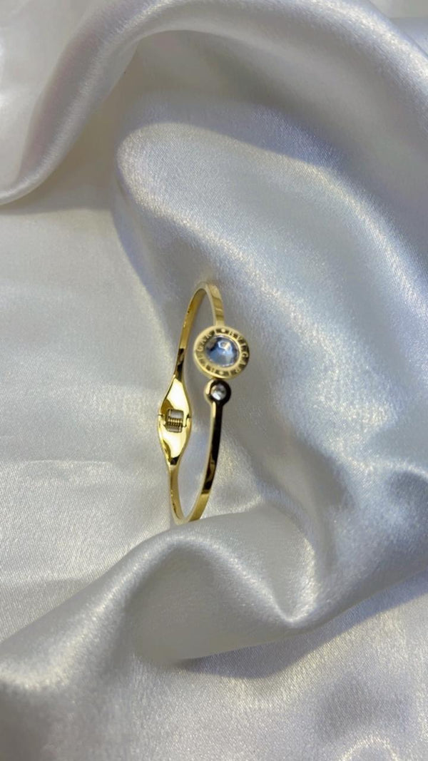 Luxury Roman Charm Gold Bracelet