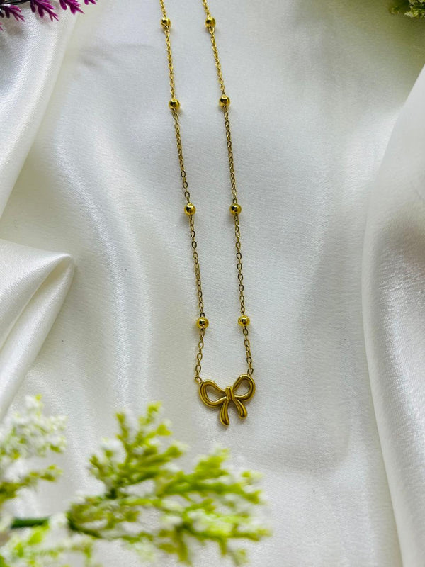 Ribbon Charm Gold Necklace