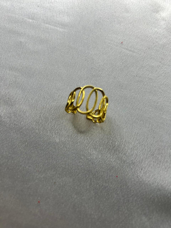 Elegant Open Oval Link Ring