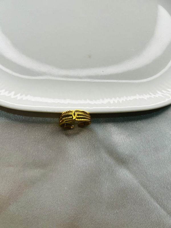 Textured Band Knot Ring