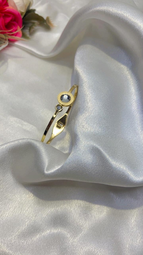 Luxury Roman Charm Gold Bracelet