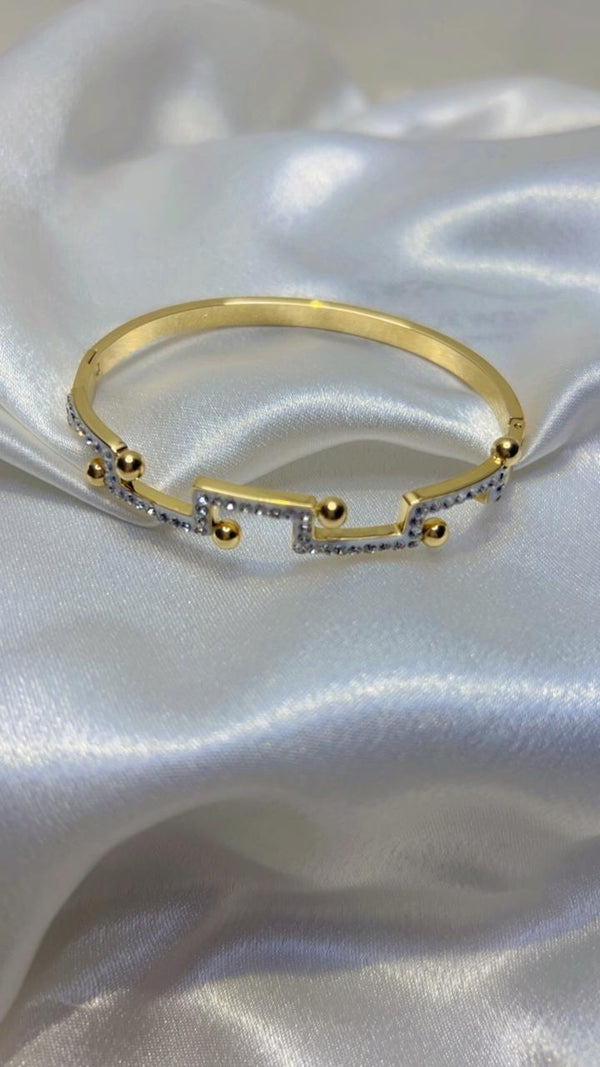 Zigzag Crystal Gold Bracelet